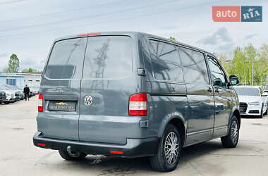 Грузовой фургон Volkswagen Transporter 2010 в 