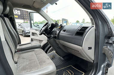 Грузовой фургон Volkswagen Transporter 2010 в 