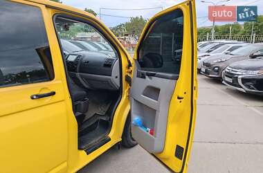 Вантажний фургон Volkswagen Transporter 2011 в 