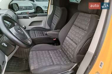 Вантажний фургон Volkswagen Transporter 2011 в 