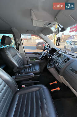 Мінівен Volkswagen Transporter 2012 в 