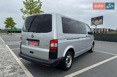 Минивэн Volkswagen Transporter 2013 в 
