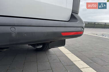 Минивэн Volkswagen Transporter 2013 в 
