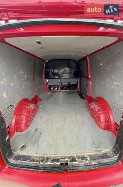 Грузовой фургон Volkswagen Transporter 2013 в 
