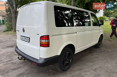 Грузопассажирский фургон Volkswagen Transporter 2006 в 