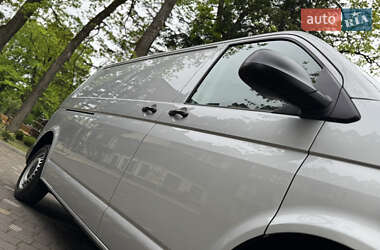 Грузовой фургон Volkswagen Transporter 2021 в 