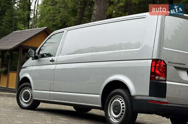 Грузовой фургон Volkswagen Transporter 2021 в 