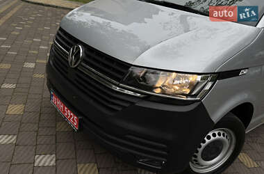 Грузовой фургон Volkswagen Transporter 2021 в 