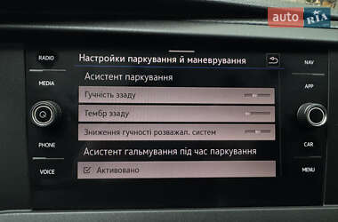 Грузовой фургон Volkswagen Transporter 2021 в 