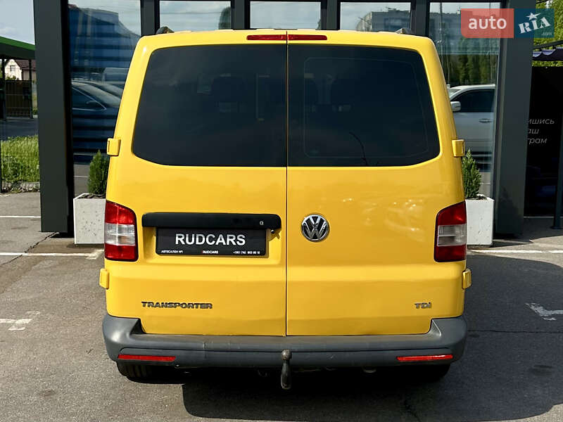 Грузопассажирский фургон Volkswagen Transporter 2013 в Кременчуге