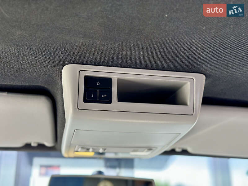 Грузопассажирский фургон Volkswagen Transporter 2013 в Кременчуге