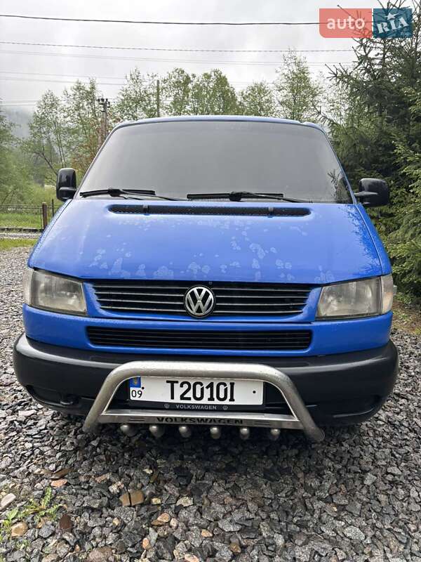 Минивэн Volkswagen Transporter 2001 в Яремче
