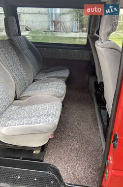 Минивэн Volkswagen Transporter 2002 в 