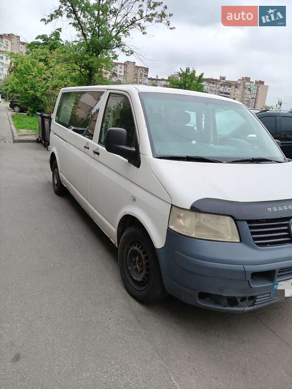 Мінівен Volkswagen Transporter 2006 в 