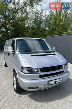 Вантажний фургон Volkswagen Transporter 2002 в Чернівцях