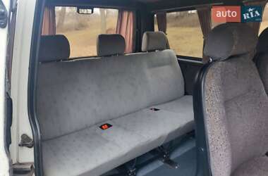 Минивэн Volkswagen Transporter 2001 в 