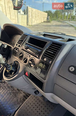 Мінівен Volkswagen Transporter 2006 в 