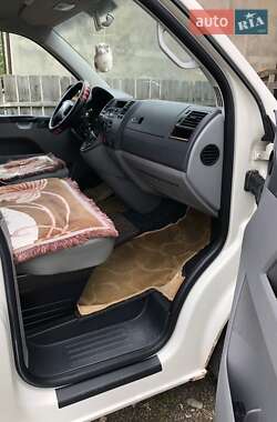 Минивэн Volkswagen Transporter 2005 в 