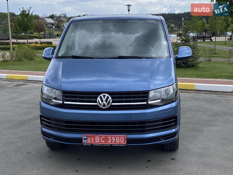Грузовой фургон Volkswagen Transporter 2017 в Ирпене