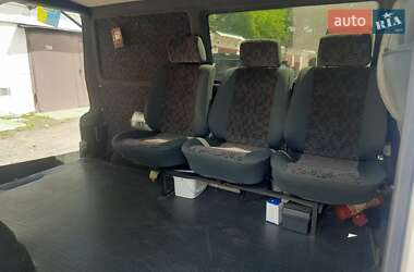 Минивэн Volkswagen Transporter 2000 в 