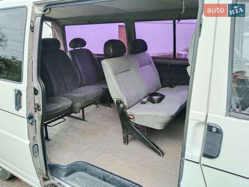 Минивэн Volkswagen Transporter 1999 в Самборе