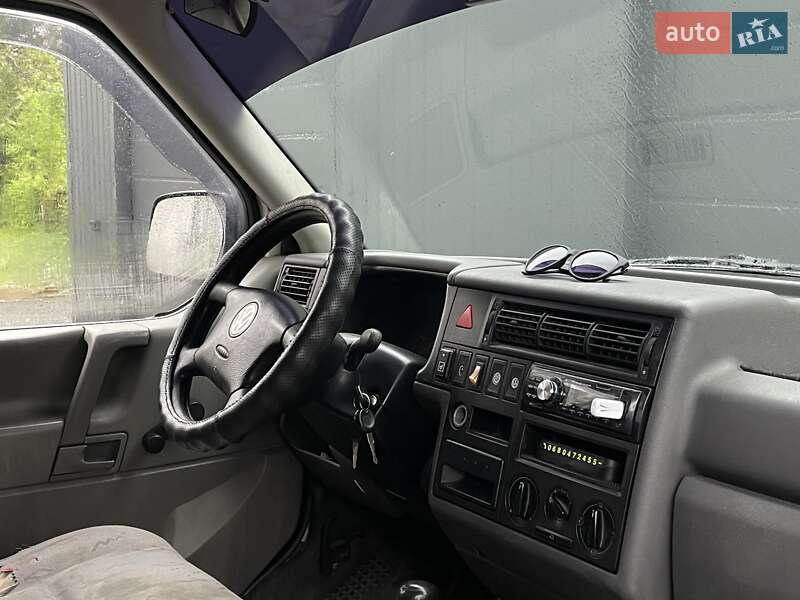 Минивэн Volkswagen Transporter 1999 в Самборе