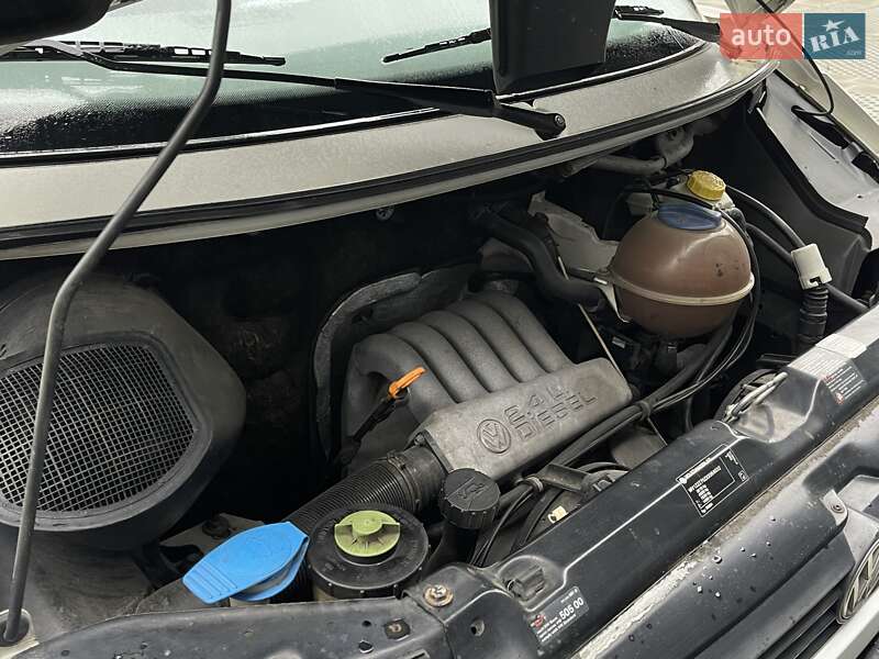 Минивэн Volkswagen Transporter 1999 в Самборе