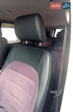 Мінівен Volkswagen Transporter 2016 в 