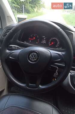 Мінівен Volkswagen Transporter 2016 в 