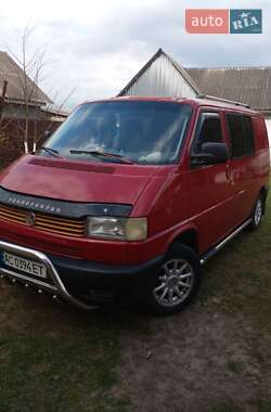Мінівен Volkswagen Transporter 2000 в 
