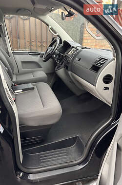 Мінівен Volkswagen Transporter 2012 в 