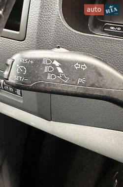 Мінівен Volkswagen Transporter 2012 в 