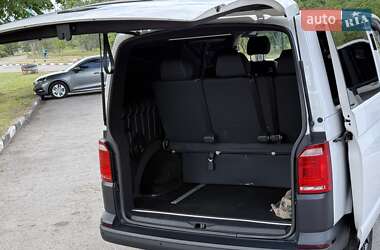 Минивэн Volkswagen Transporter 2016 в 