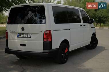 Минивэн Volkswagen Transporter 2016 в 