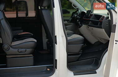 Минивэн Volkswagen Transporter 2016 в 