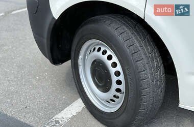 Мінівен Volkswagen Transporter 2005 в 