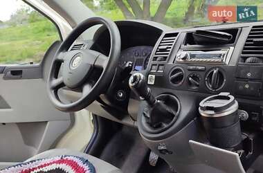 Вантажний фургон Volkswagen Transporter 2009 в 