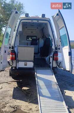 Вантажний фургон Volkswagen Transporter 2009 в 