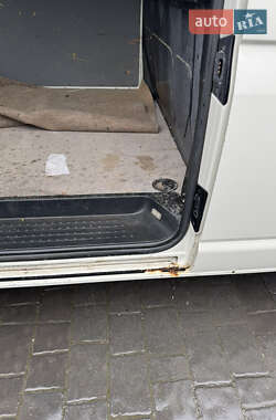 Грузовой фургон Volkswagen Transporter 2006 в 