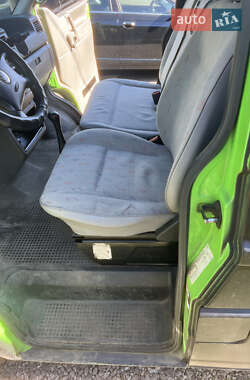 Минивэн Volkswagen Transporter 2001 в 