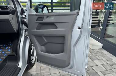 Вантажний фургон Volkswagen Transporter 2020 в 