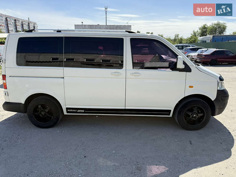Мінівен Volkswagen Transporter 2006 в 