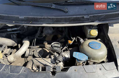 Мінівен Volkswagen Transporter 2006 в 