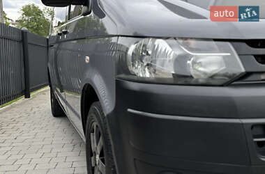 Мінівен Volkswagen Transporter 2013 в 