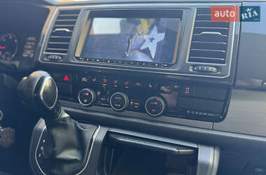 Минивэн Volkswagen Transporter 2016 в 