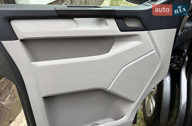 Грузовой фургон Volkswagen Transporter 2019 в 