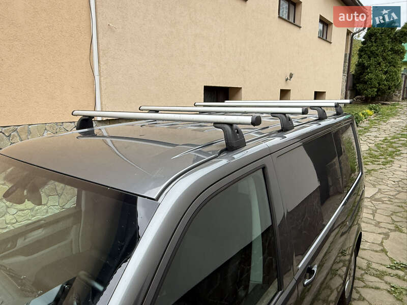 Вантажний фургон Volkswagen Transporter 2019 в Тячеві