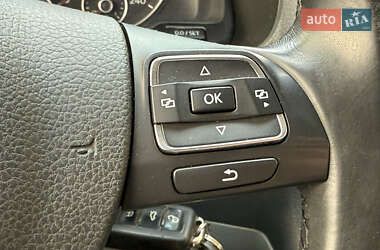 Минивэн Volkswagen Transporter 2015 в 