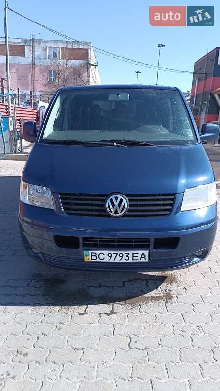 Минивэн Volkswagen Transporter 2004 в 