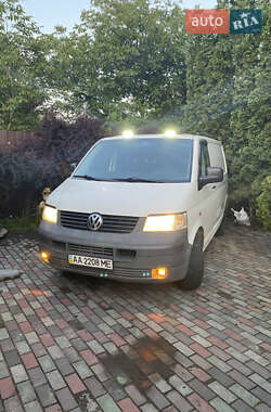 Минивэн Volkswagen Transporter 2006 в Киеве